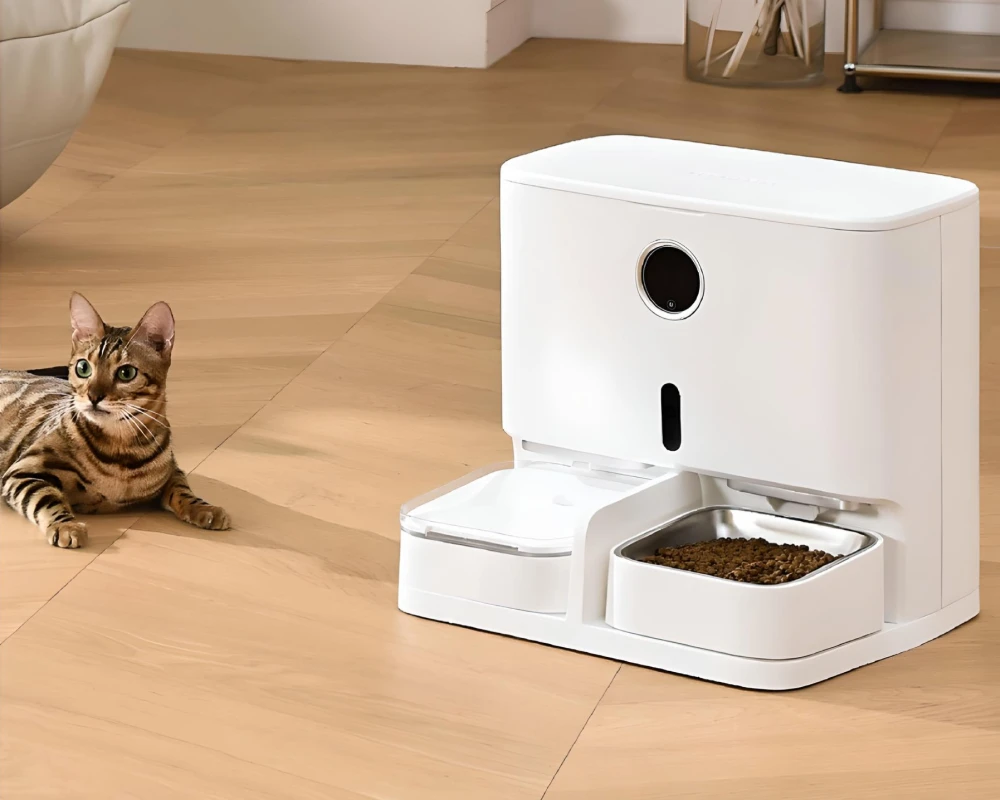 best automatic pet feeder with camera